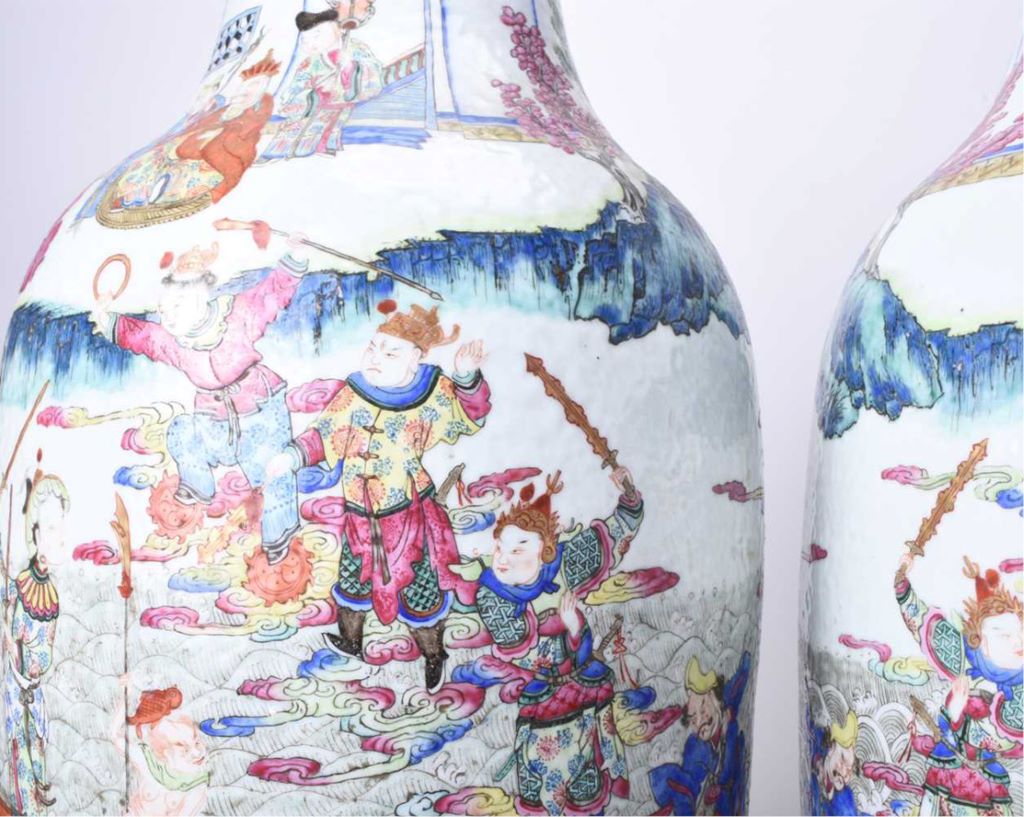 Chinese vases discovered in house clearance sell for £3,200 at auction